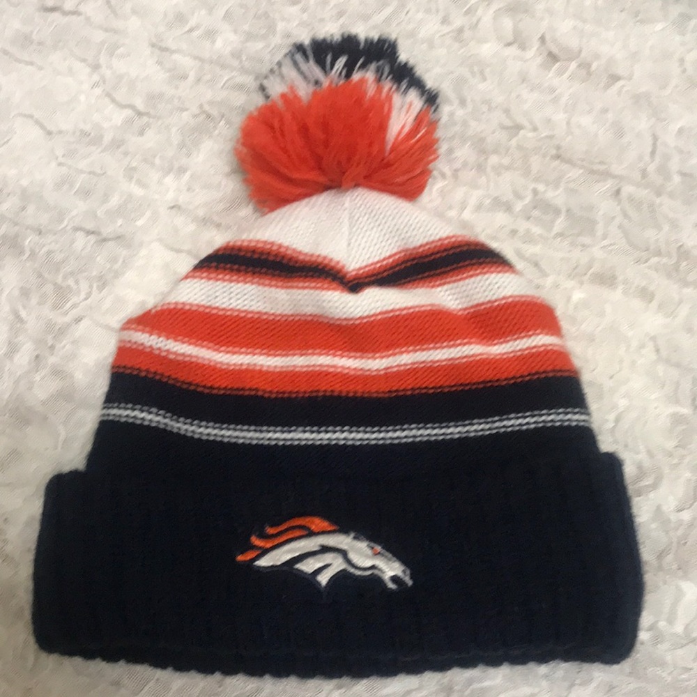 Broncos Denver One Size Beanie Excellent Condition no rips no tears no stains